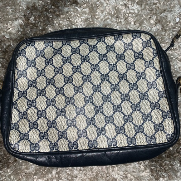 Gucci bag - Picture 2 of 11